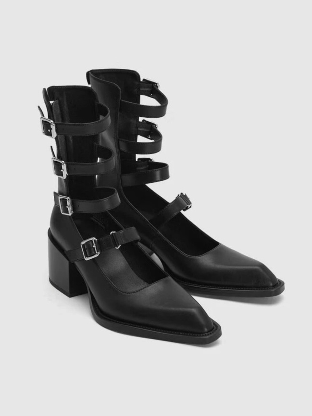 NWT Urban Revivo Black multi-buckled Block-Heel Pumps Women size 6